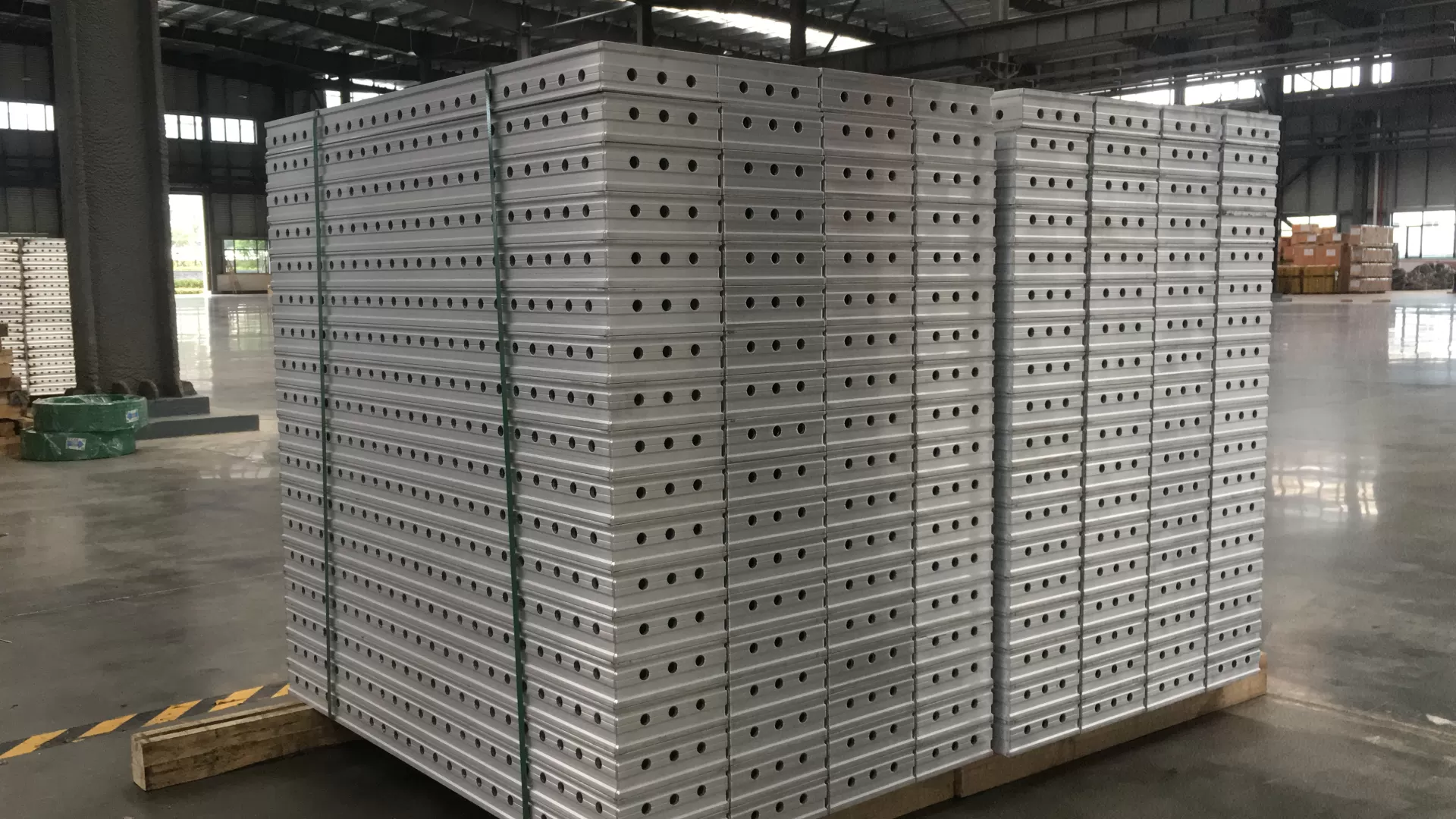 CIEZN aluminium wall and column formwork system